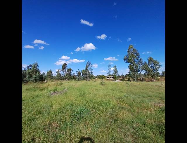 1,122M² VACANT LAND FOR SALE IN KOOKRUS